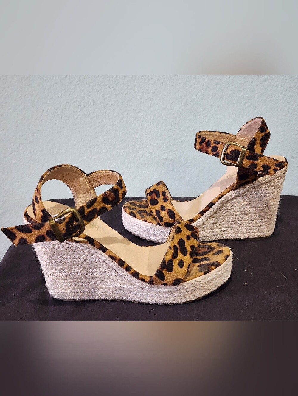 VICKI·VICKI | Leopard Print Platform Wedge Sandal | U.S. Women's 8.5/EU 39 - Picture 6 of 13